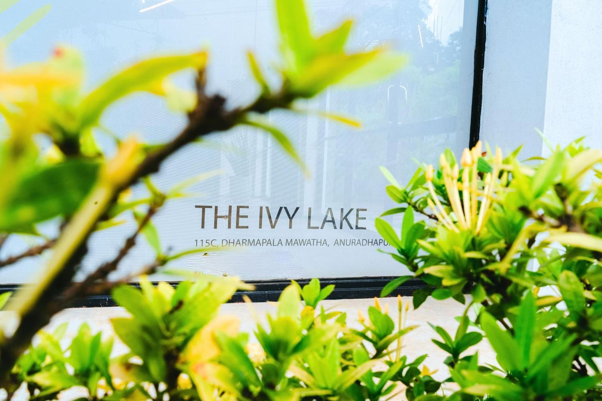 The Ivy Lake アヌラーダプラ エクステリア 写真